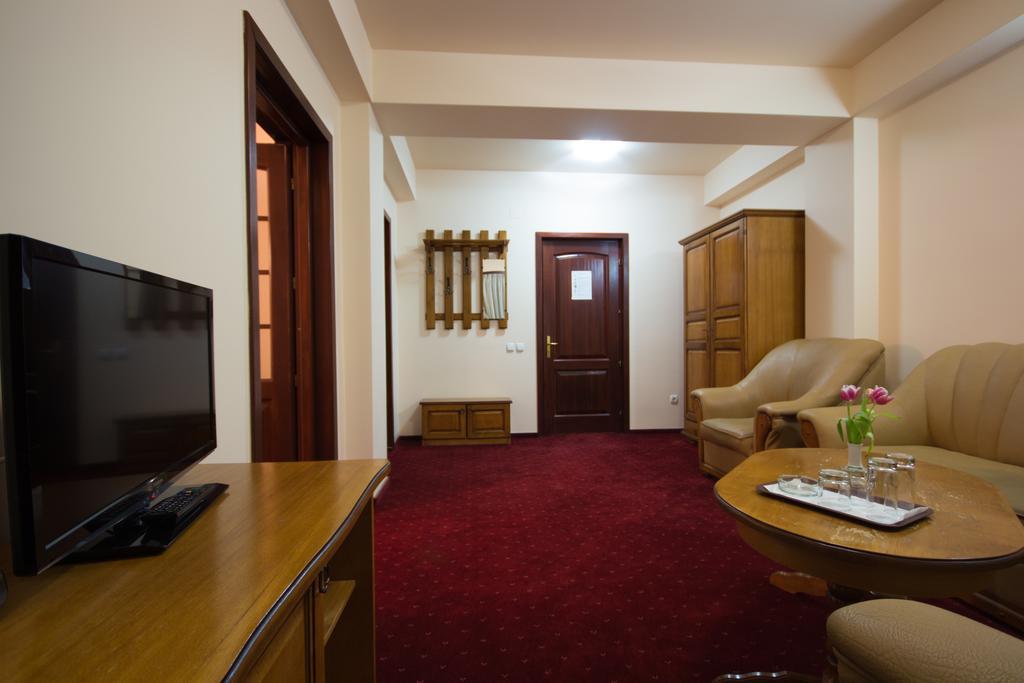 Dor De Munte 4* Sadova (Suceava)